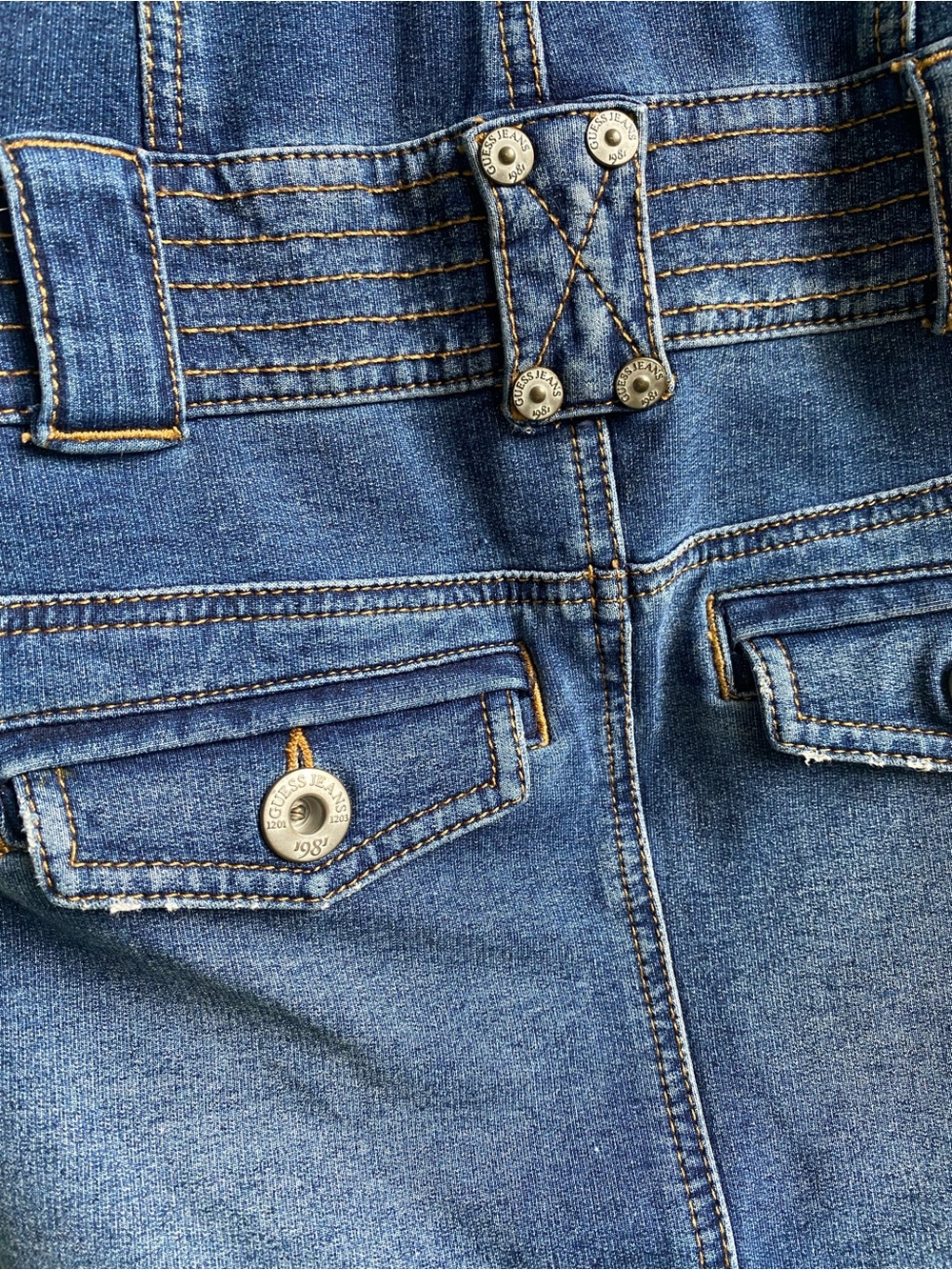 ICONIC GUESS Blue Denim Button-Front Short Sleeve Overall Dress - Picture 8 of 14